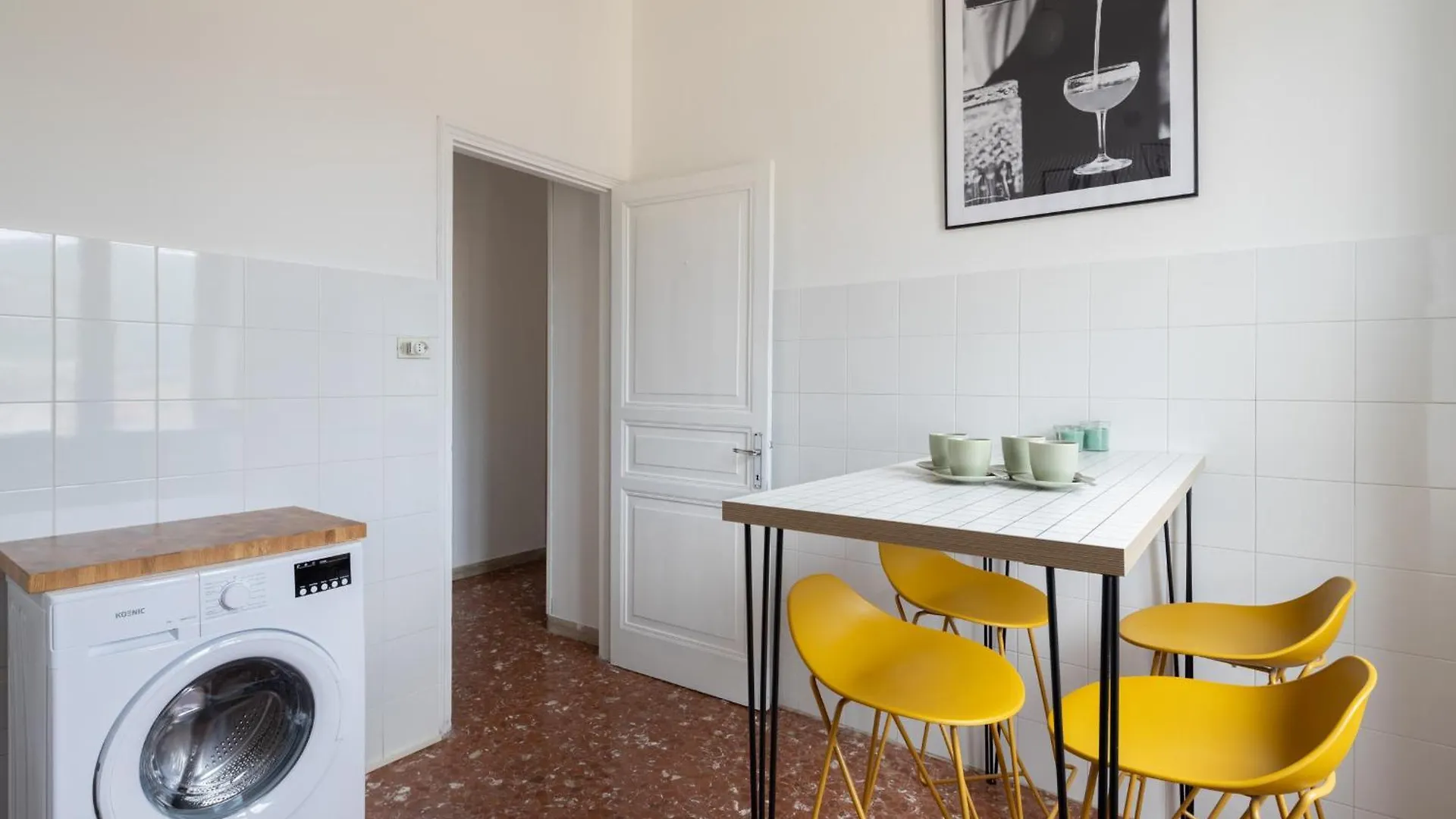Fancy Apartment Bright With City And Mountain View On An Ancient Staircase 5 Mins To The Station With 2 Balcony With Amazing City View لا سبيتسْيا 0*,  إيطاليا